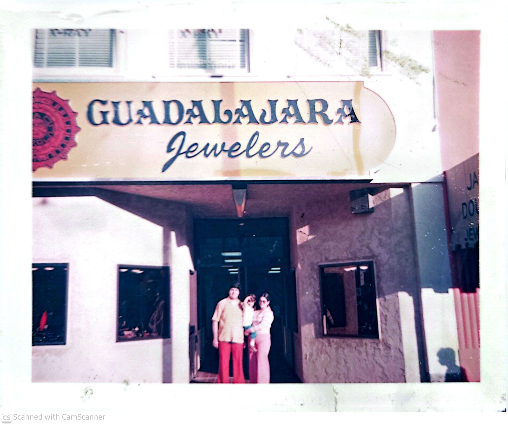The Guadalajara Jewelers storefront on Mission Street